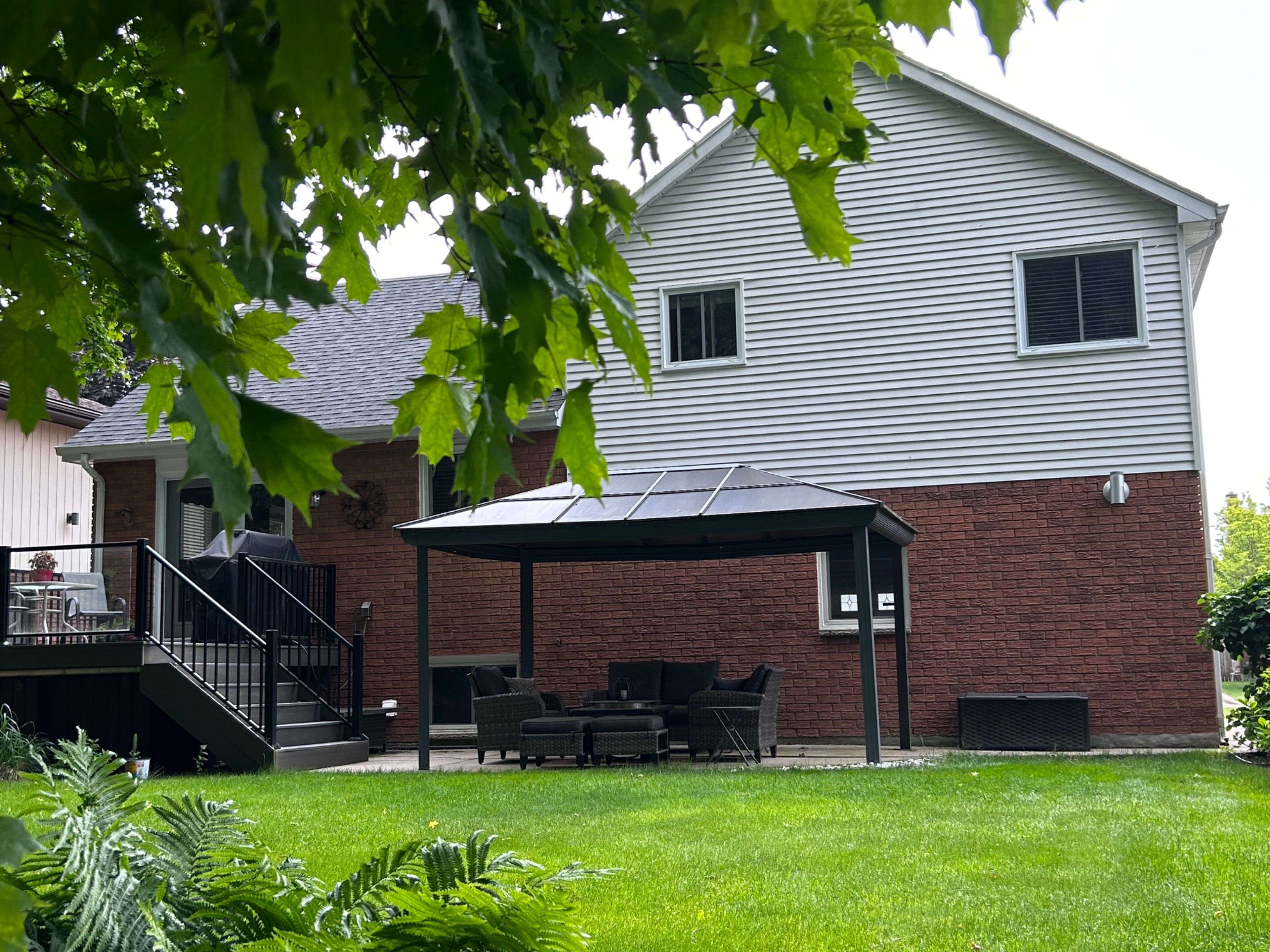 Owen Sound, ON N4K 6C7,162 5th AVE E