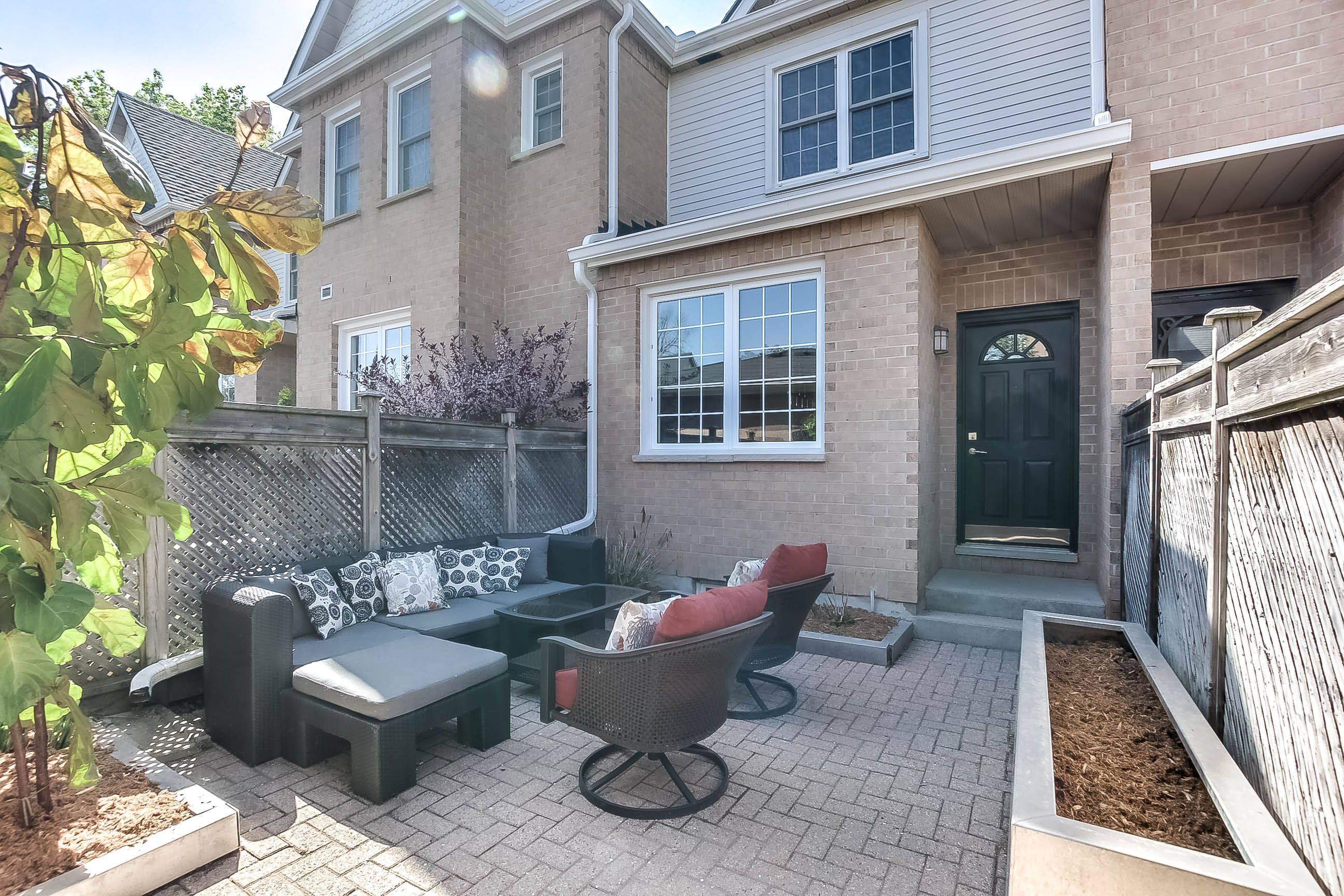 1570 Richmond ST #53, London North, ON N6G 4W2