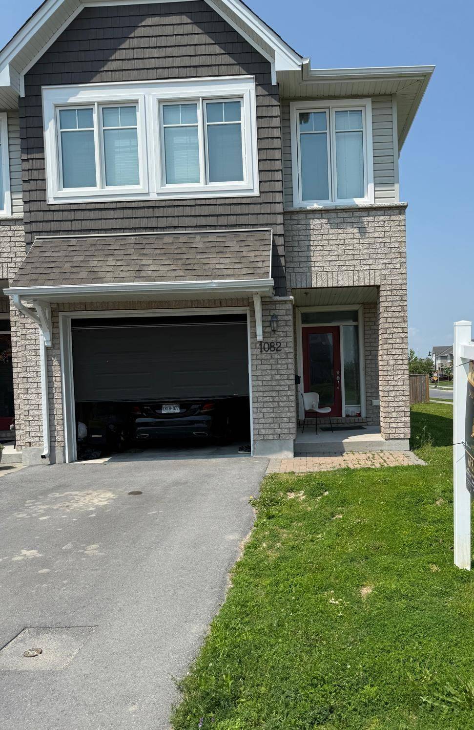 Kingston, ON K7P 0M4,1082 Horizon DR