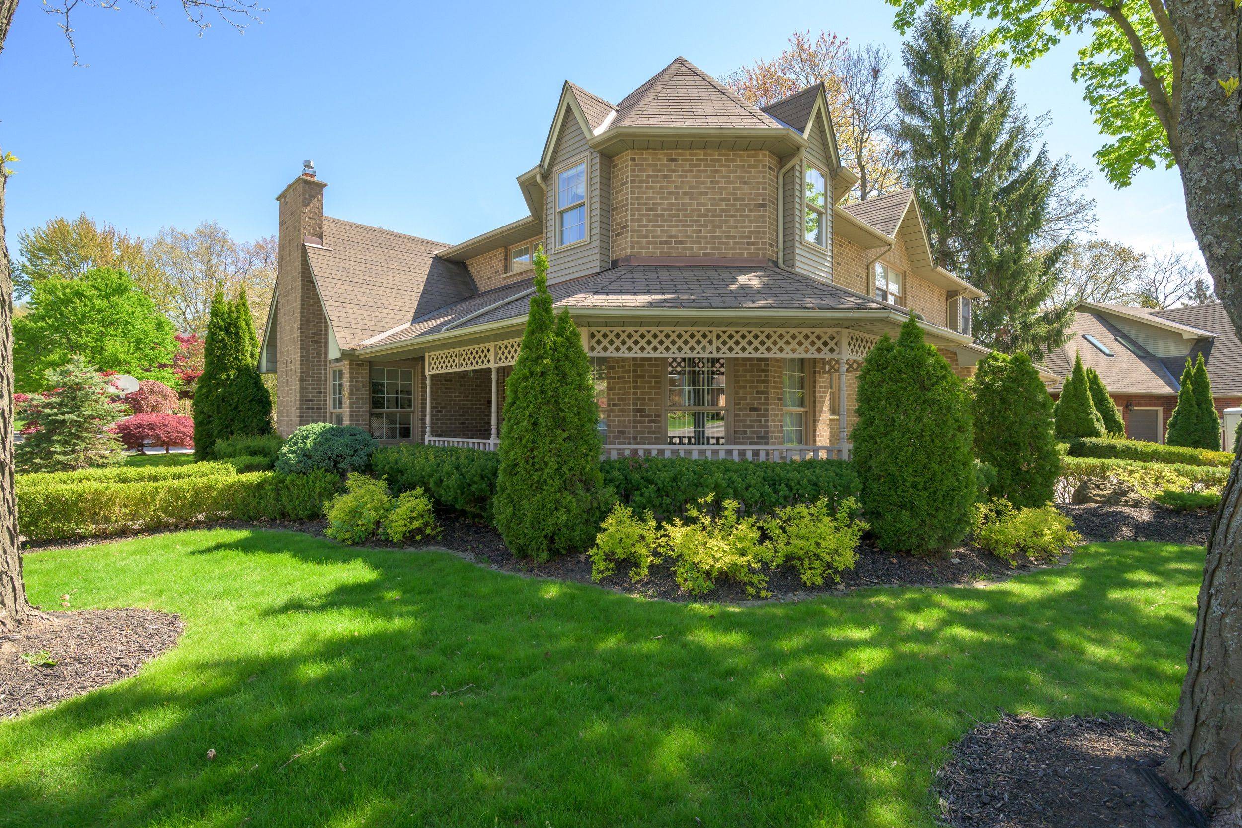 London South, ON N6K 4B1,59 Heathdale CT