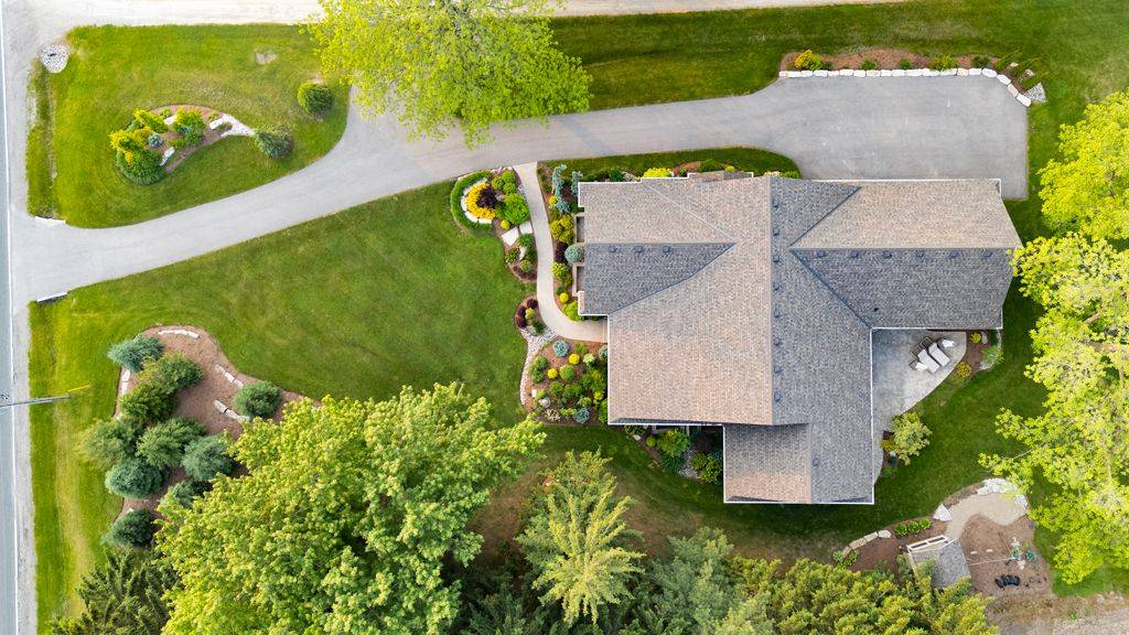 Blandford-blenheim, ON N0J 1B0,140 Baird ST S