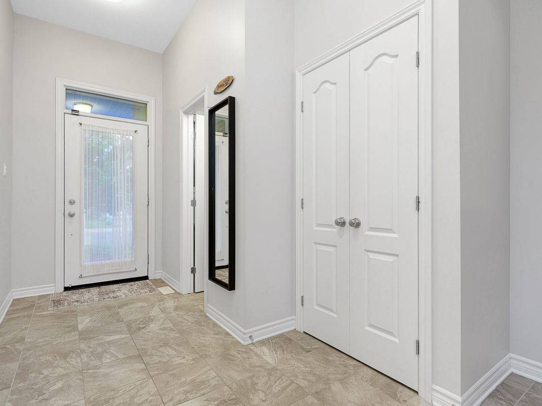Stittsville - Munster - Richmond, ON K2S 1B9,399 Warmstone DR
