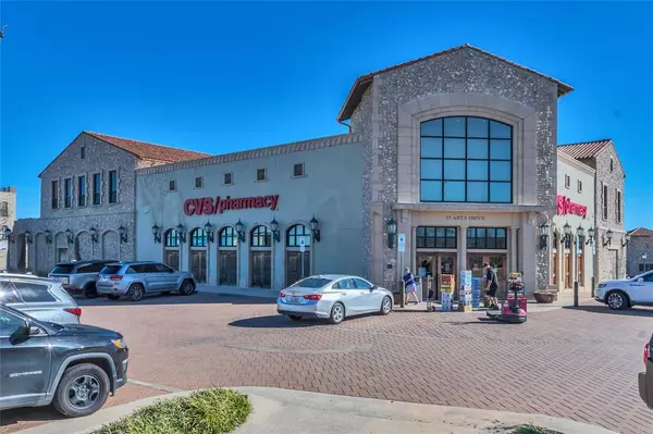 Westlake, TX 76262,4 Castellon Drive