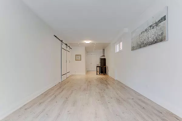 Vaughan, ON L4K 1K4,31 Boyne Highlands CT #Ground