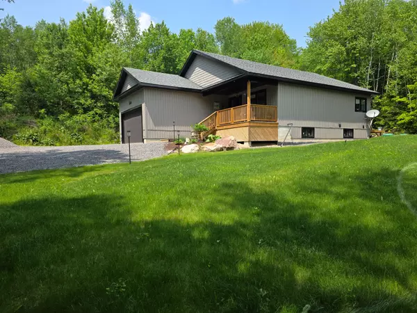 Bonfield, ON P0H 1E0,104 GREENWOOD DR