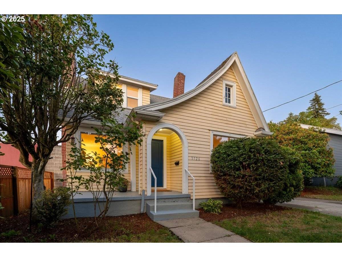 Portland, OR 97213,3726 NE 77TH AVE