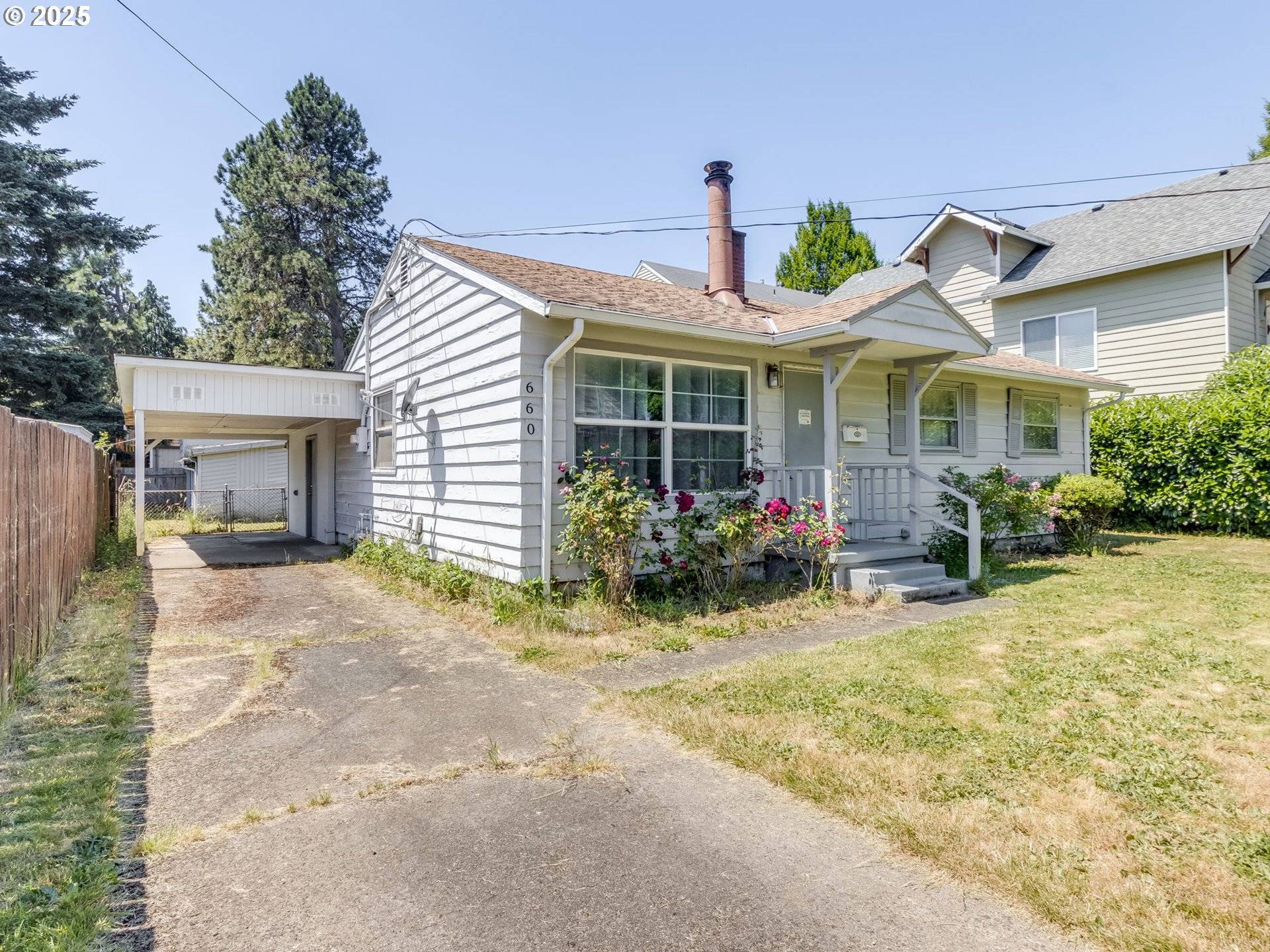 660 BARTON AVE, Gladstone, OR 97027