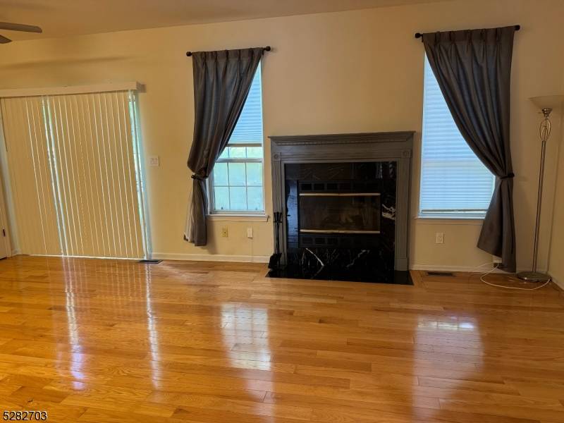 Wayne Twp., NJ 07470,2 Harrier Ct #2