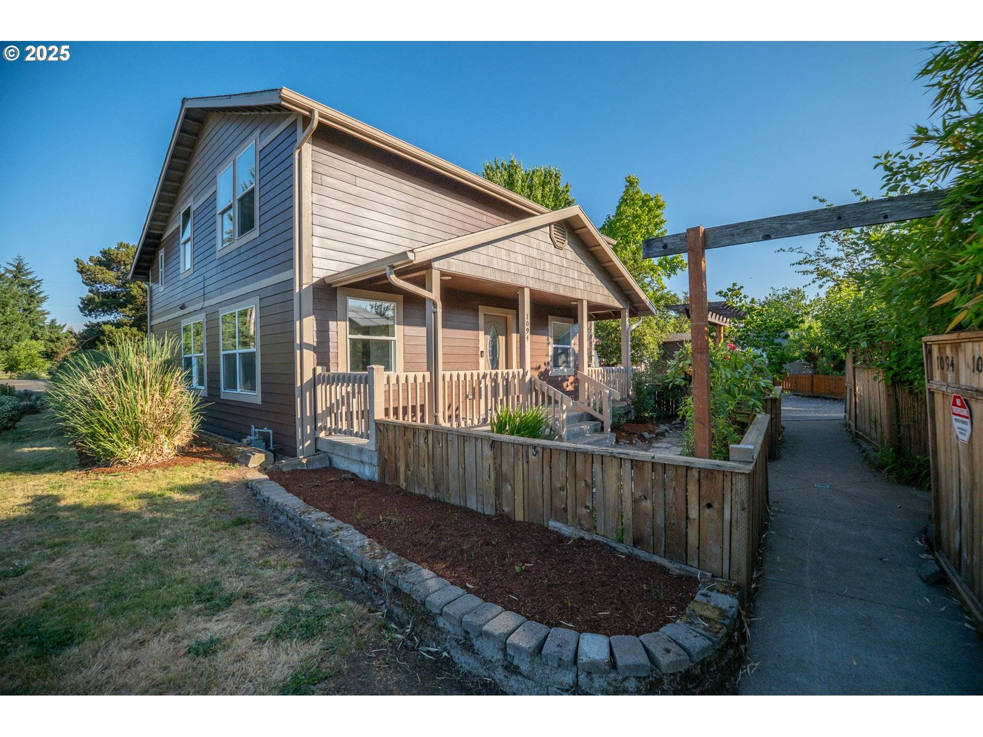 Corvallis, OR 97330,1094 NE CONIFER BLVD