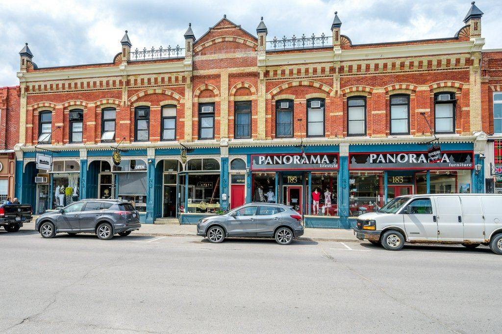 Scugog, ON L9L 1B4,191 Queen ST