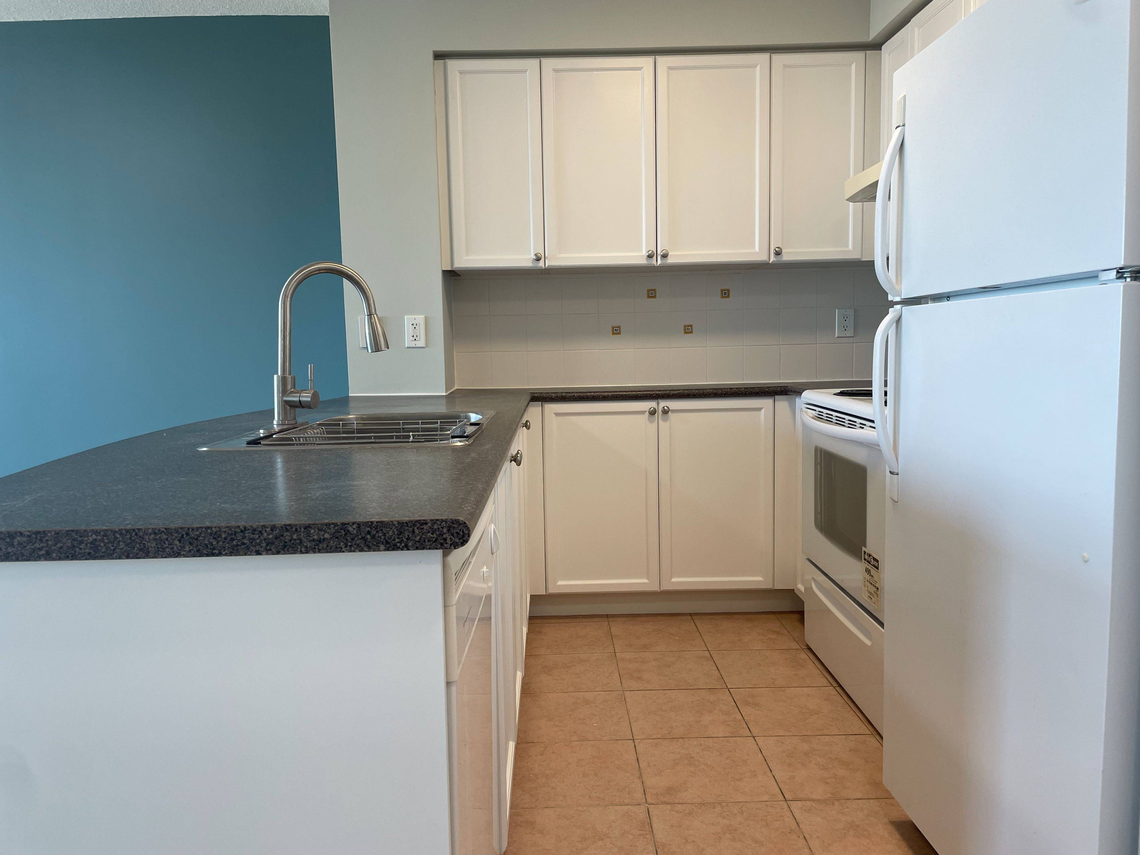 60 Brian Harrison WAY #2805, Toronto E09, ON M1P 5J5