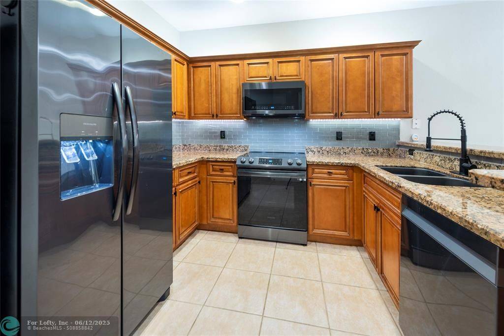 Lauderhill, FL 33311,1448 NW 34th Way