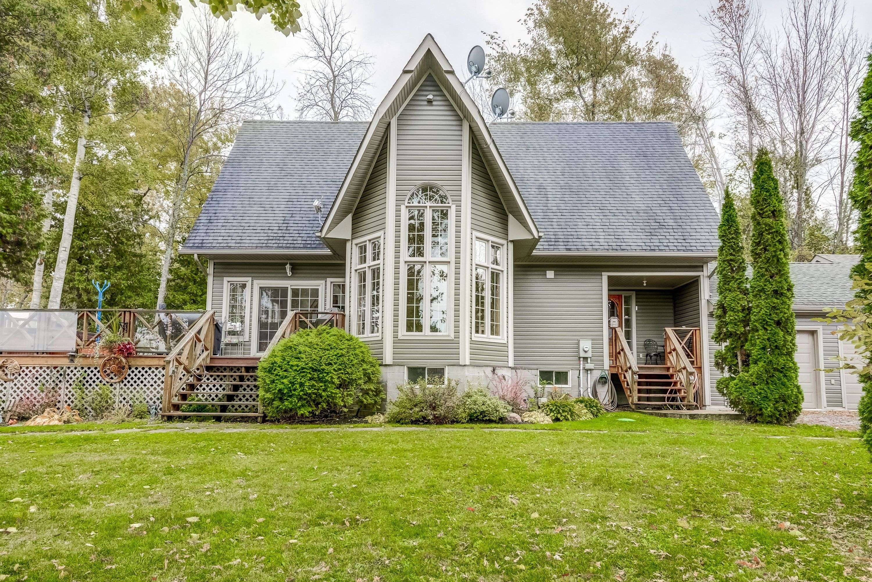Georgina Islands, ON L0E 1R0,1070 LOON RD