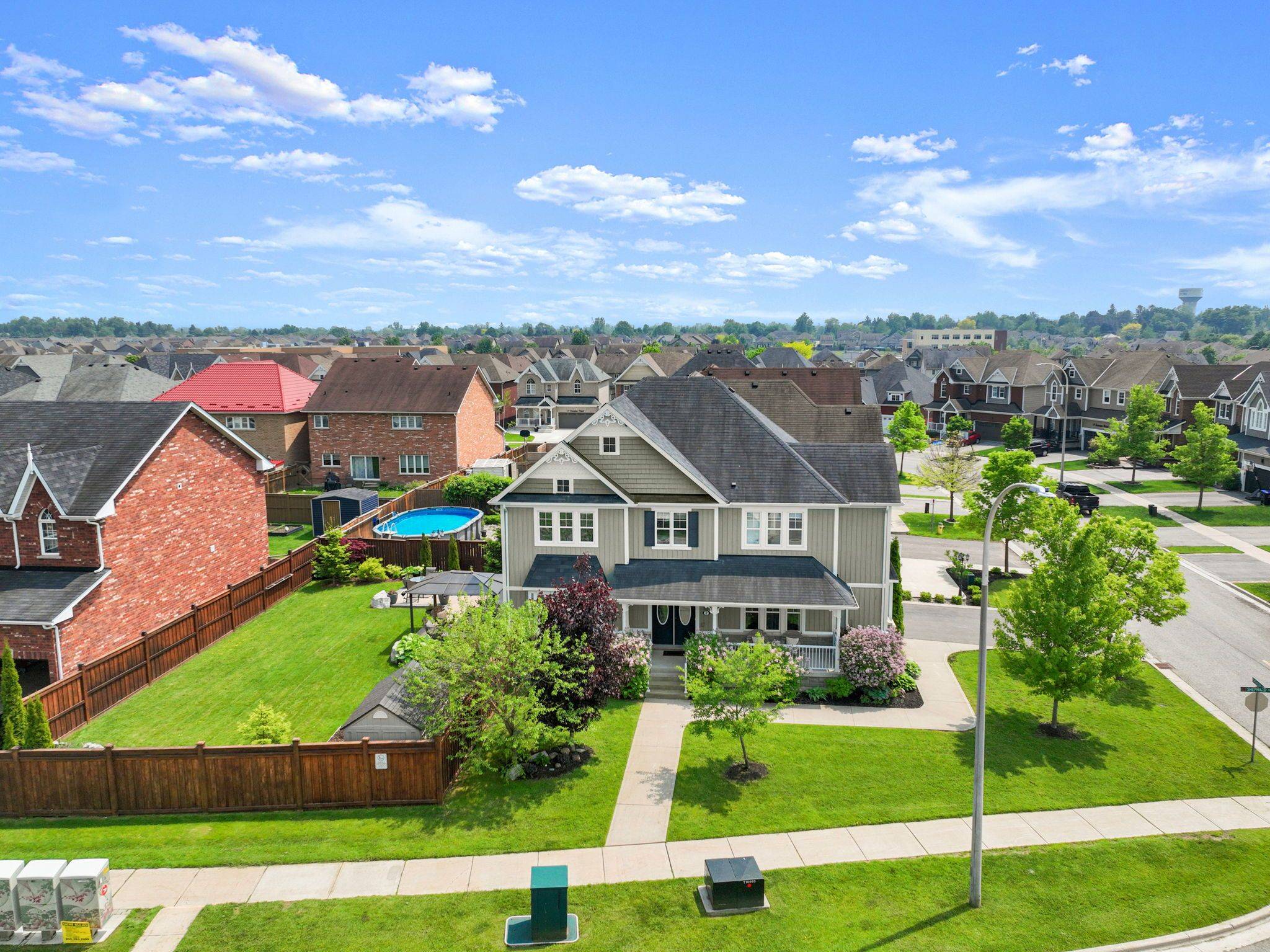 New Tecumseth, ON L9R 0J8,2 Swenson ST