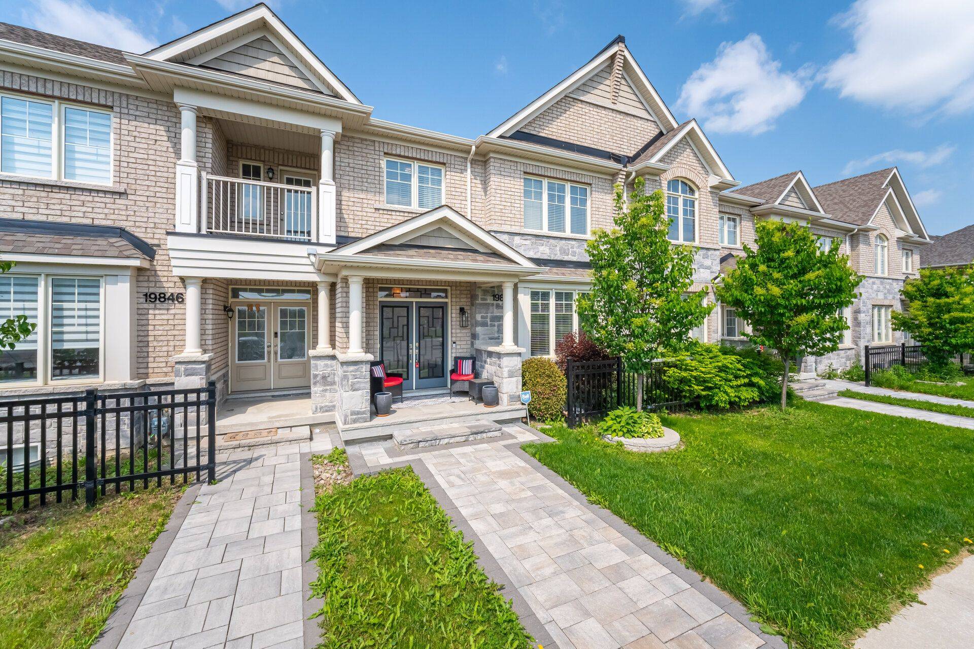 East Gwillimbury, ON L9N 0R9,19848 Leslie ST
