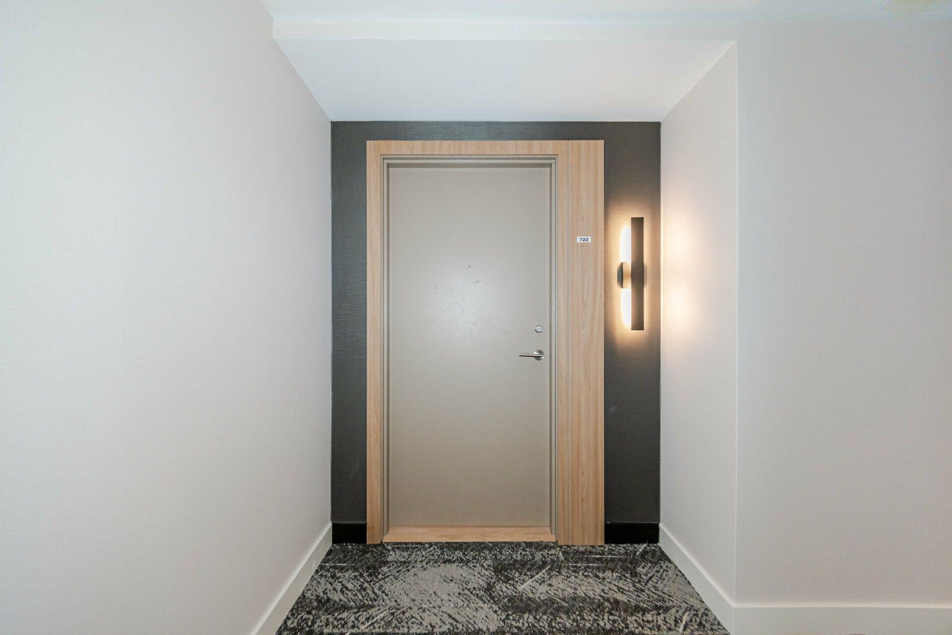 Barrie, ON L4M 0L7,185 Dunlop ST E #722
