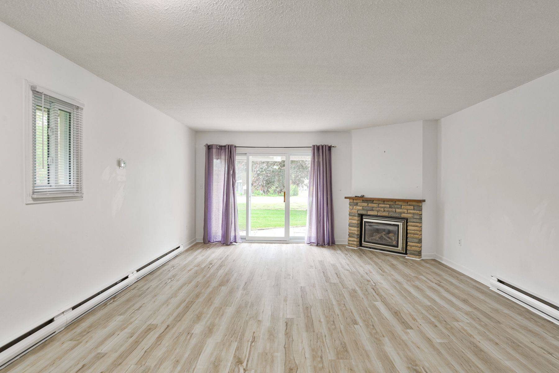 Ramara, ON L0K 1B0,4 Paradise BLVD #Unit 5