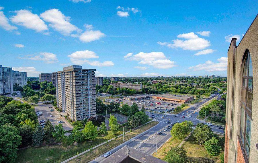 Mississauga, ON L5A 3S1,20 Mississauga Valley BLVD #1405