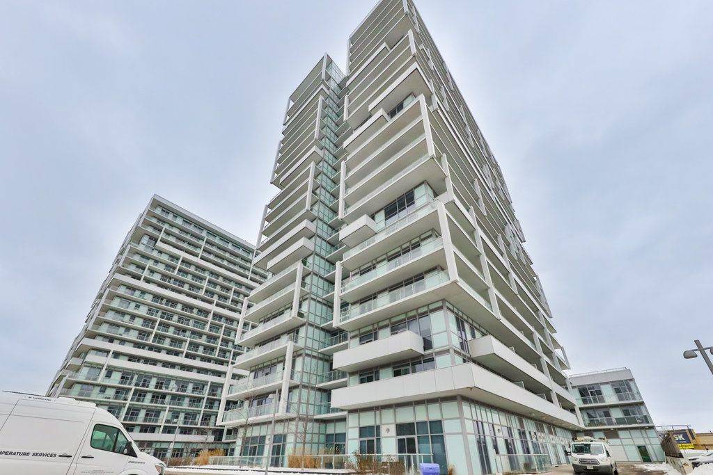 Oakville, ON L6K 0J1,65 Speers RD #320