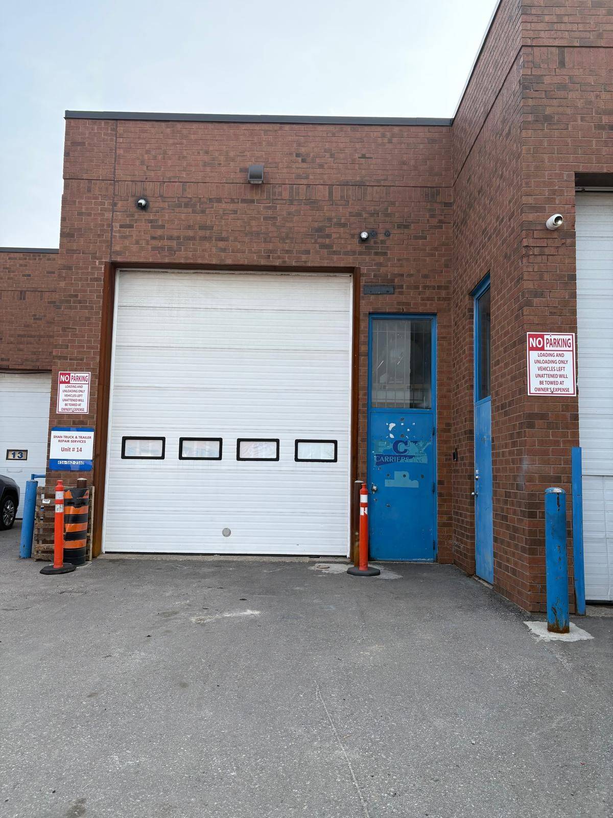 Mississauga, ON L4W 4P3,5775 Atlantic DR #14
