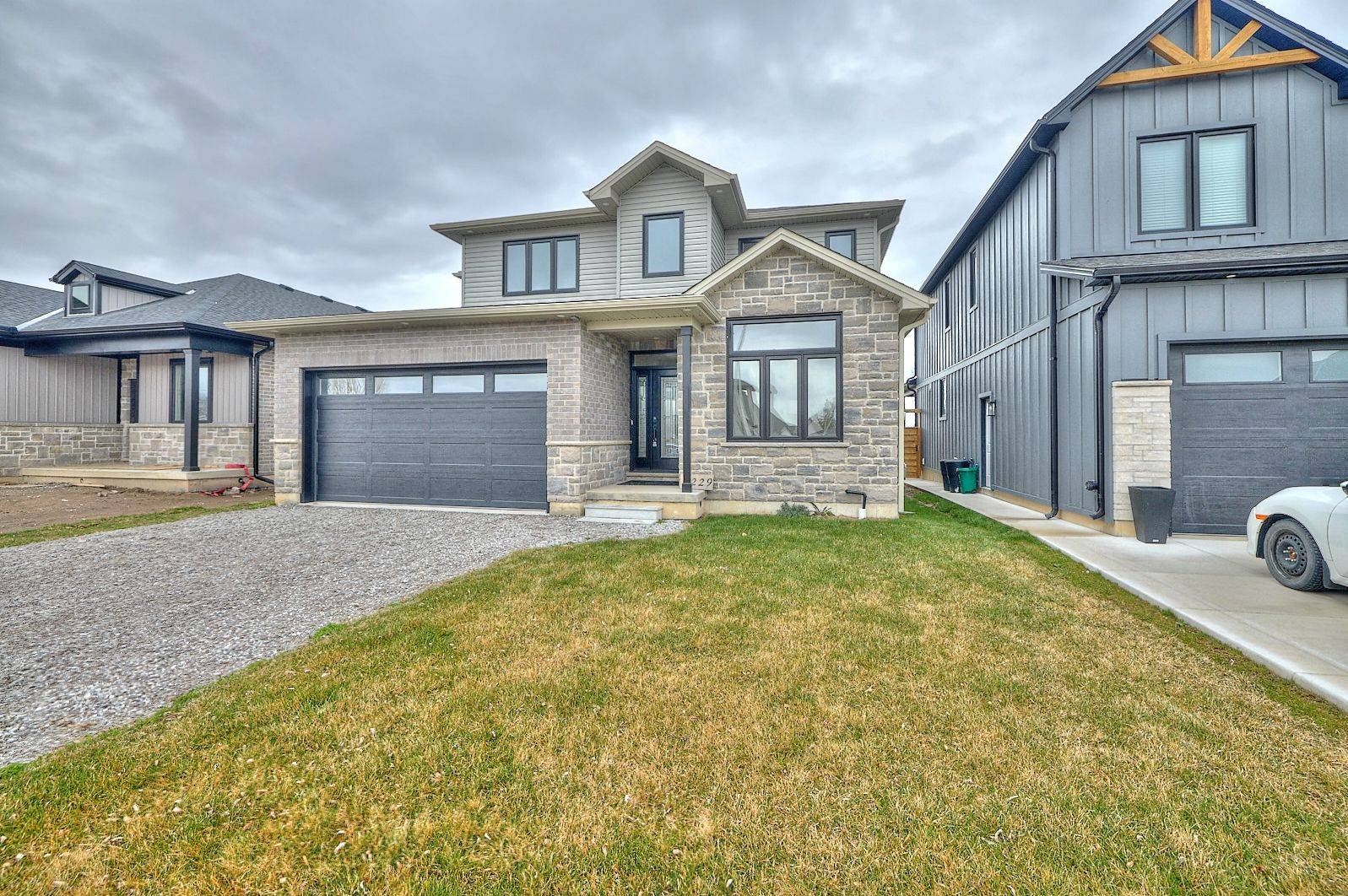 4229 Manson LN, Lincoln, ON L0R 1G0