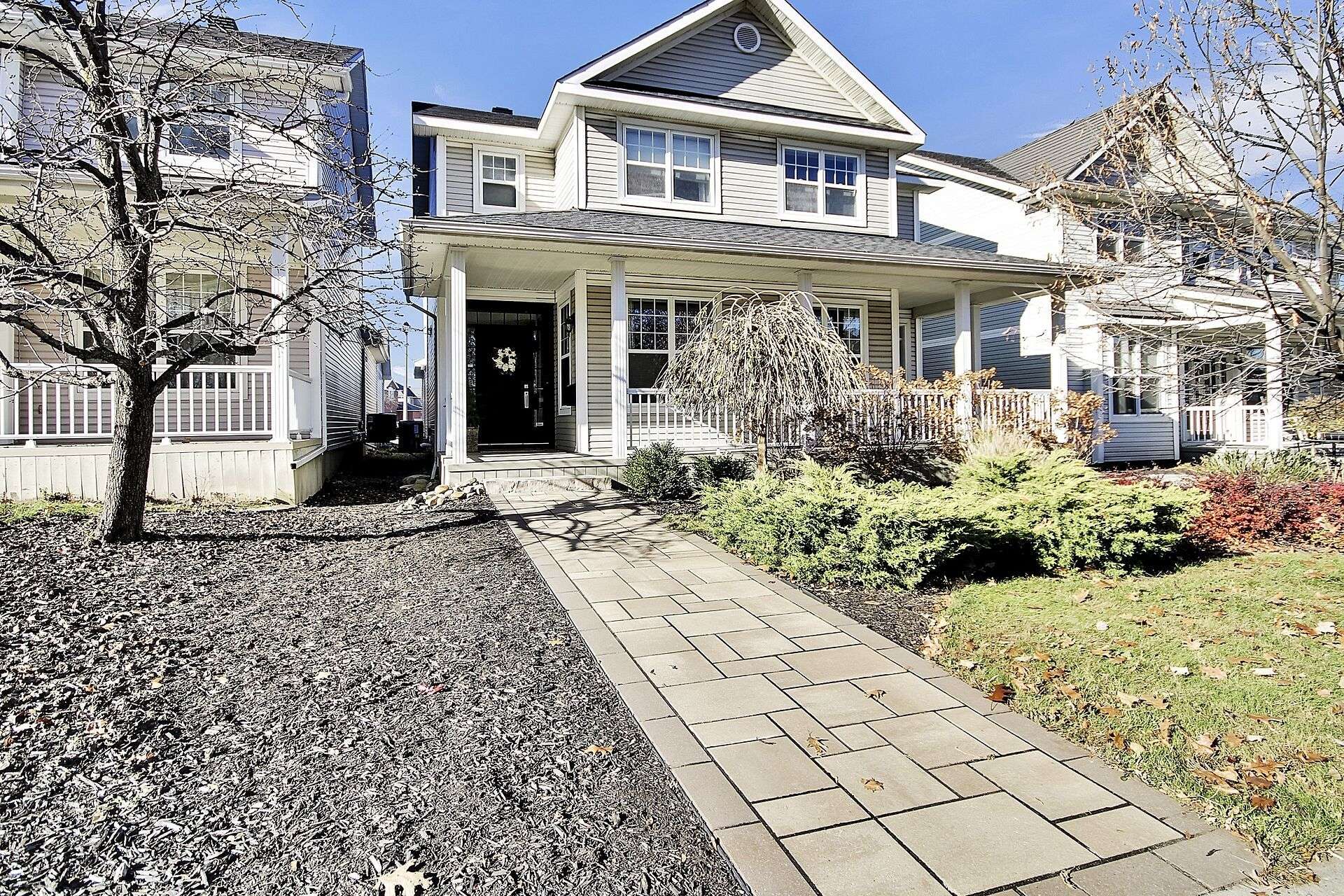 Barrhaven, ON K2J 4X2,75 Berrigan DR