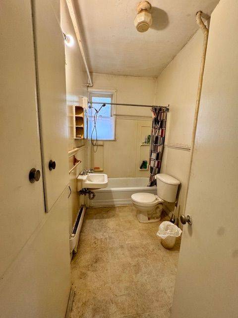 Peterborough Central, ON K9H 3W5,488 Aylmer ST N
