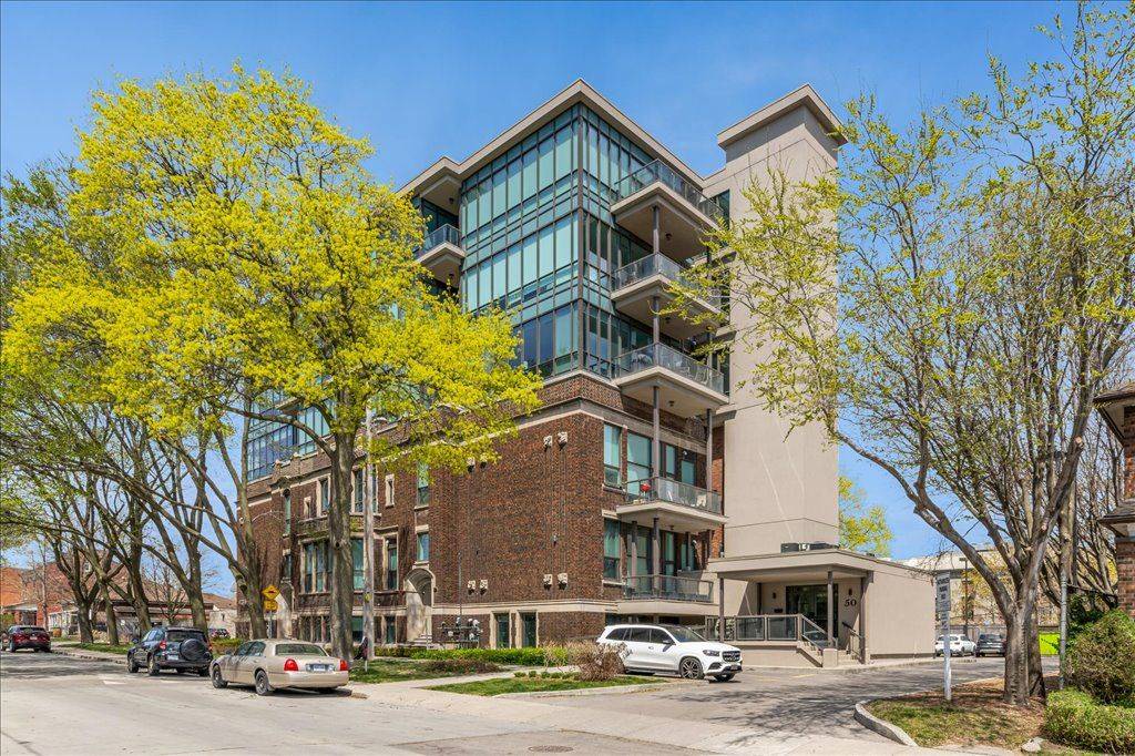 50 Murray ST W #301, Hamilton, ON L8L 1B3