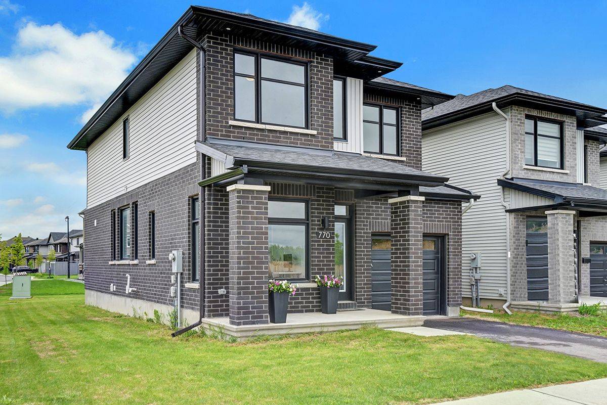 Stittsville - Munster - Richmond, ON K2S 2P9,770 Cope DR