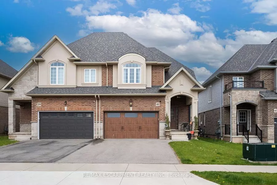 Hamilton, ON L8E 0K1,41 Foothills LN