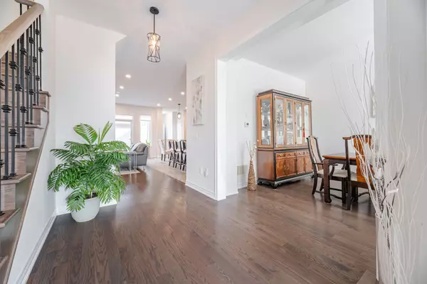 East Gwillimbury, ON L9N 0R9,19848 Leslie ST