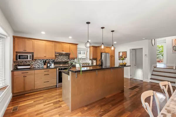 Orangeville, ON L9W 1E9,215 Zina ST