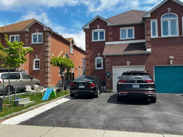 Brampton, ON L6Y 4X8,33 Piane AVE