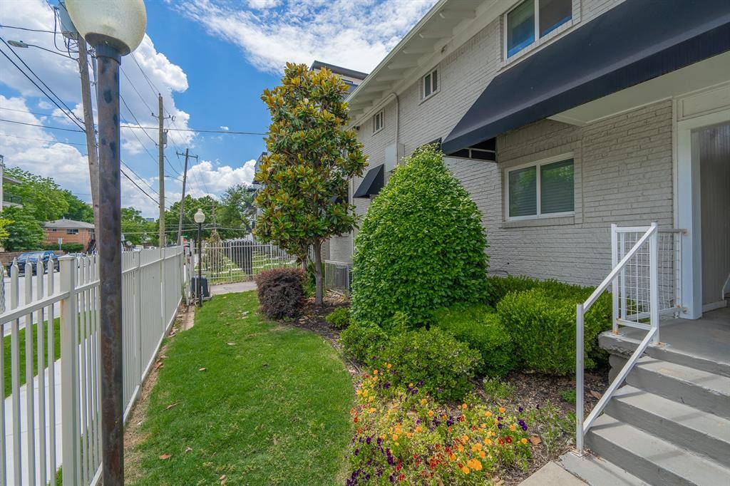 Dallas, TX 75206,4919 San Jacinto Street #102