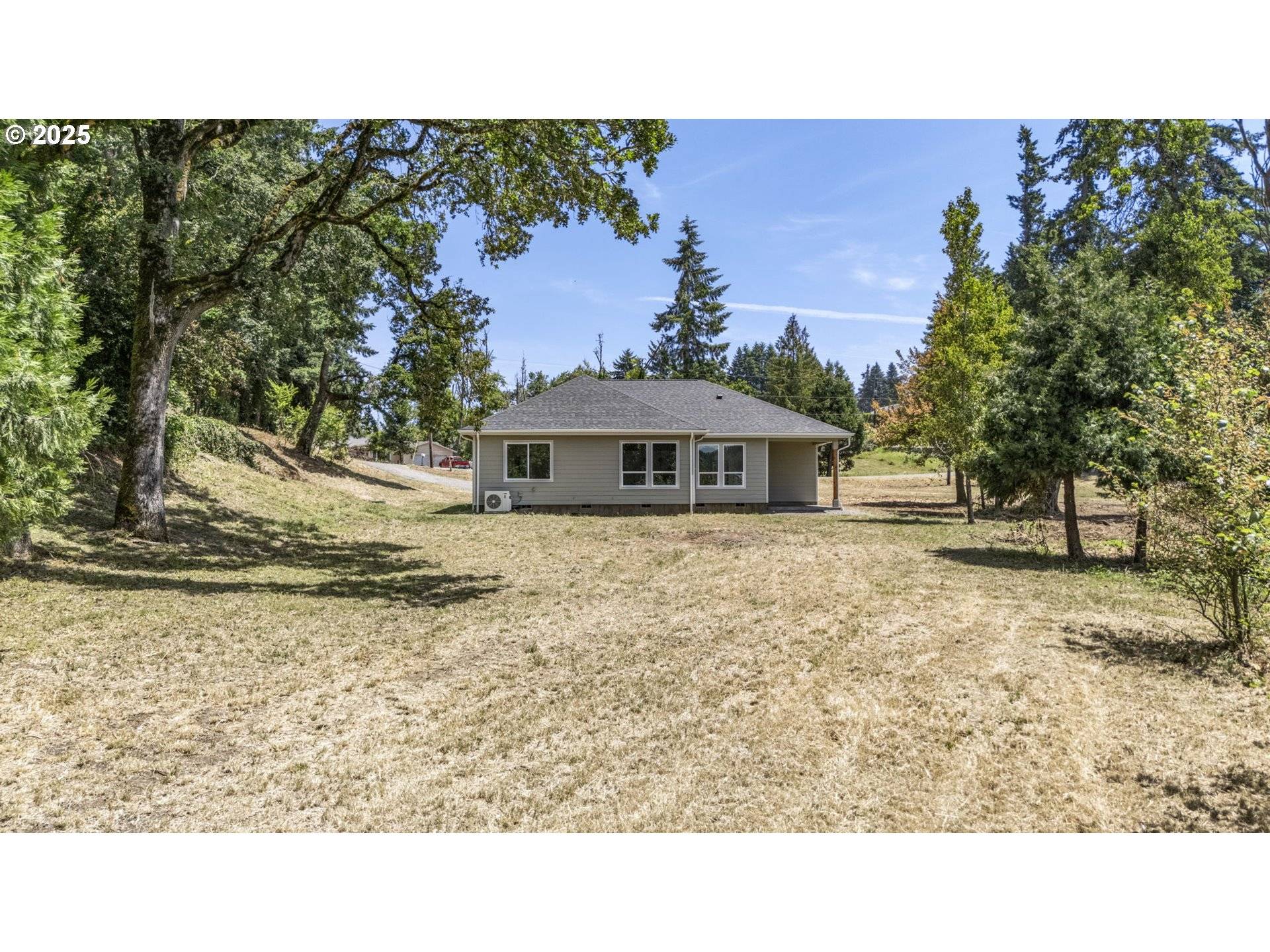 Pleasant Hill, OR 97455,85152 WINDING WAY