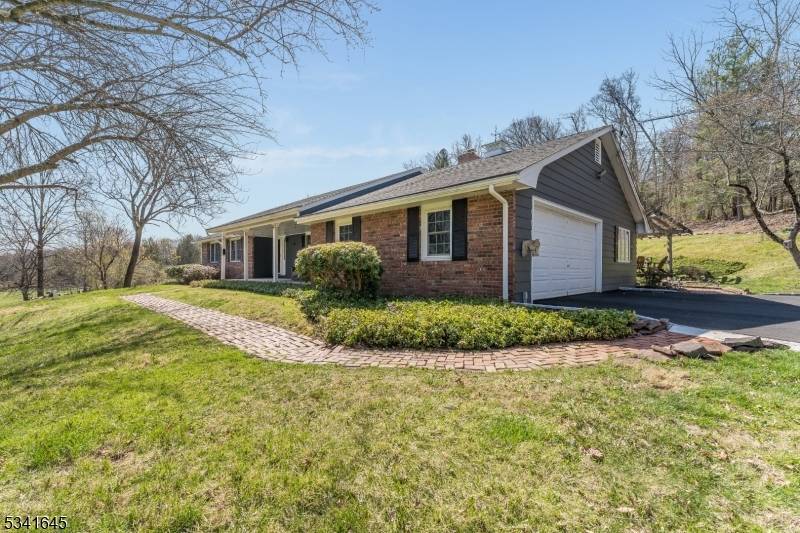 Raritan Twp., NJ 08822,31 Cherryville Hollow Rd