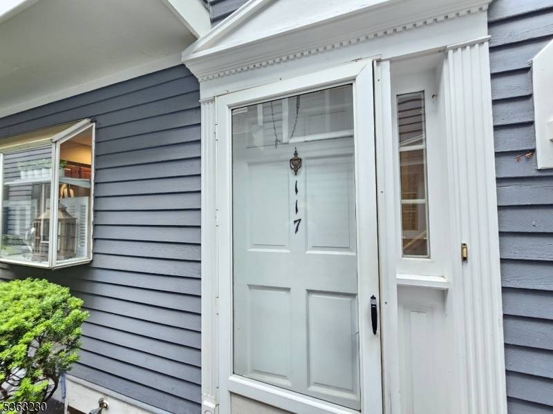Bernards Twp., NJ 07920,117 Countryside Dr.