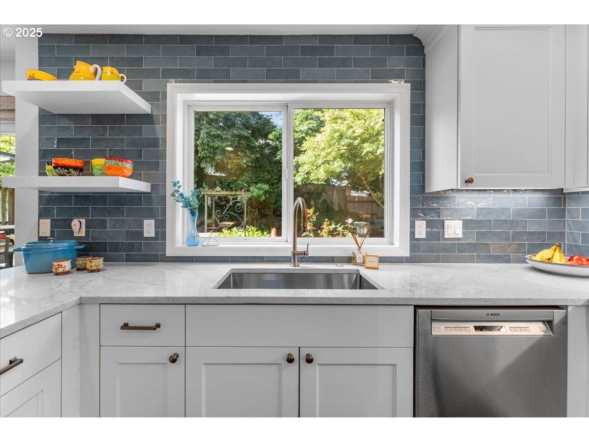 Beaverton, OR 97006,16226 NW RAMONA DR