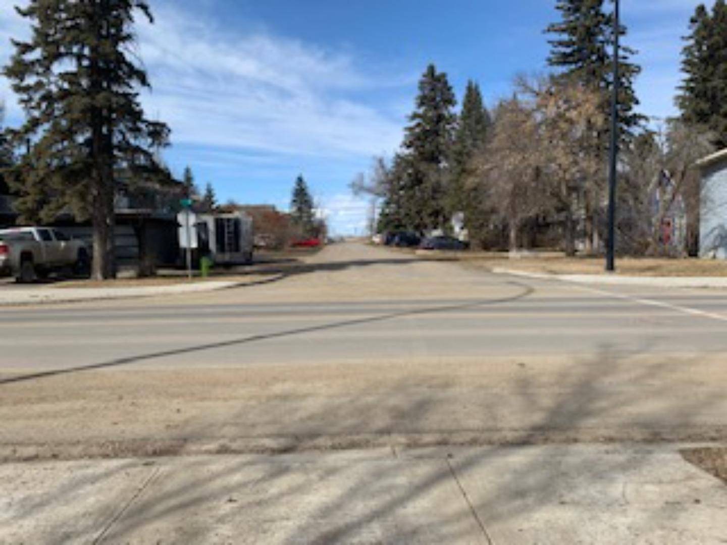 Sylvan Lake, AB T4S 1B1,3343 50 AVE