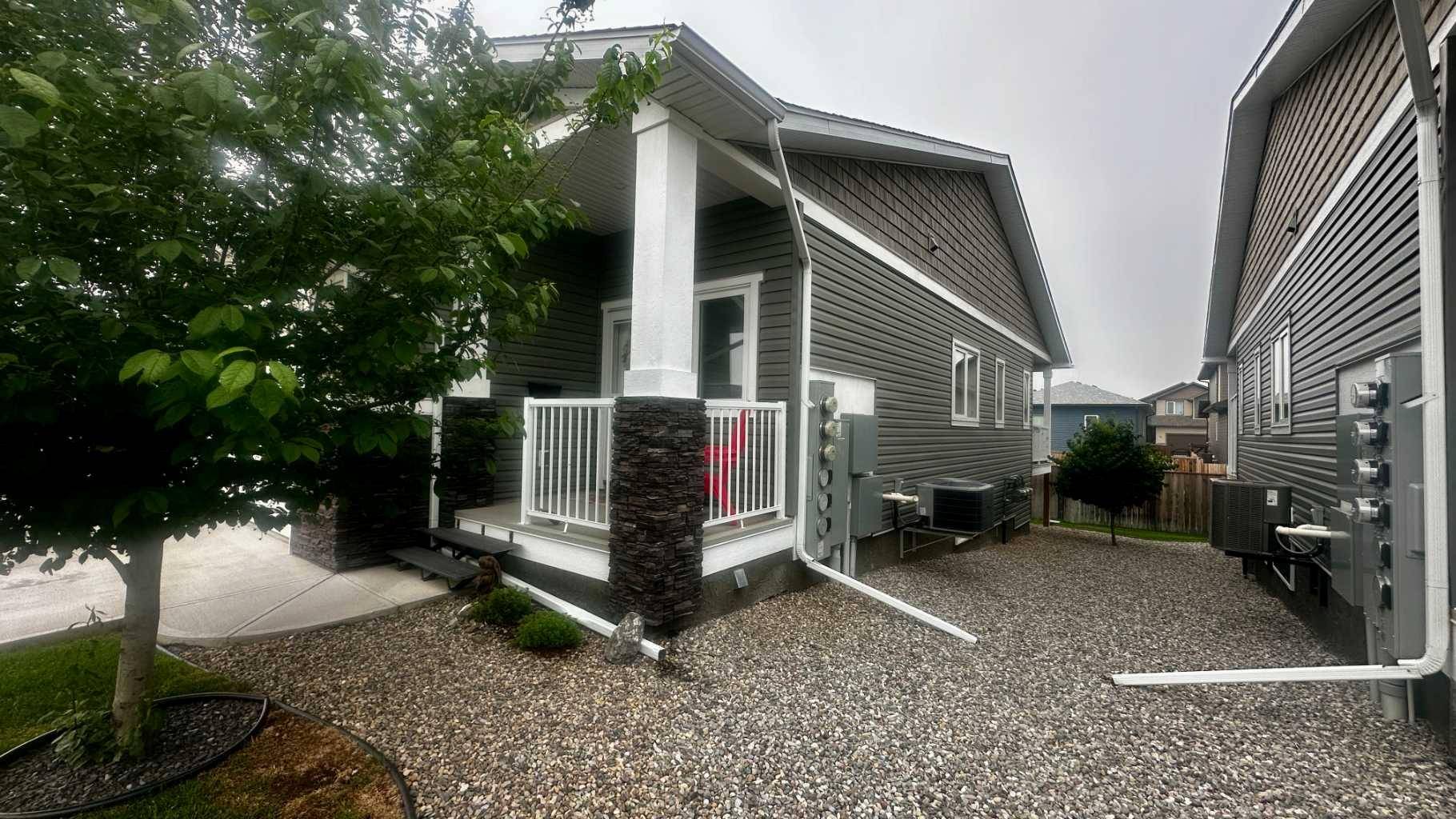 Lethbridge, AB T1J 5T5,310 Northlander BND West #3