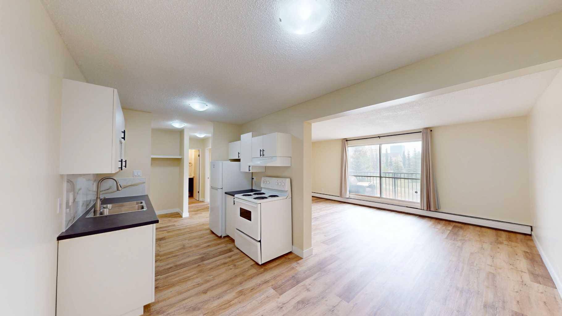 Grande Prairie, AB T8V1H5,10222 105 AVE #208