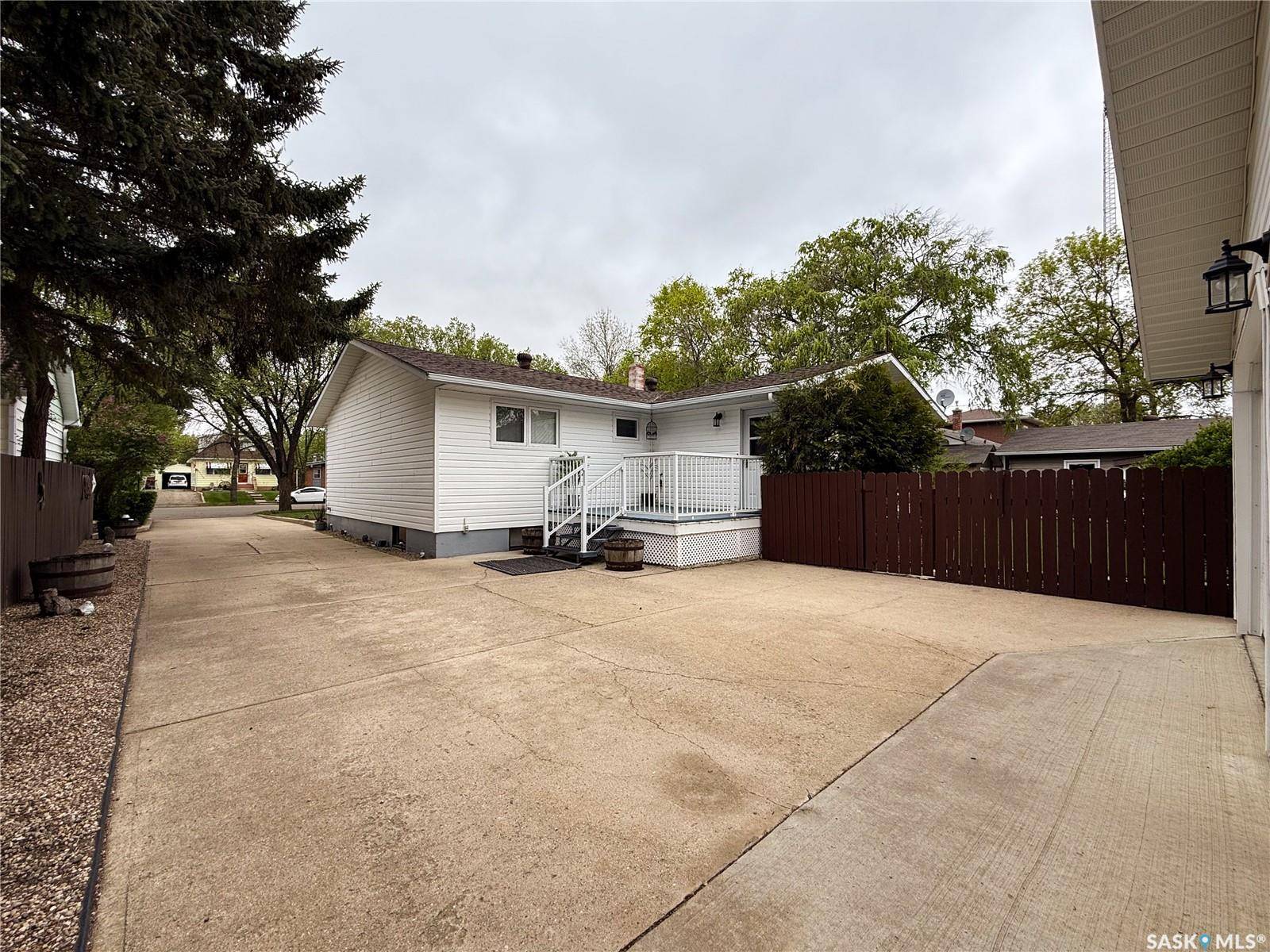 Shaunavon, SK S0N 2M0,660 Centre STREET