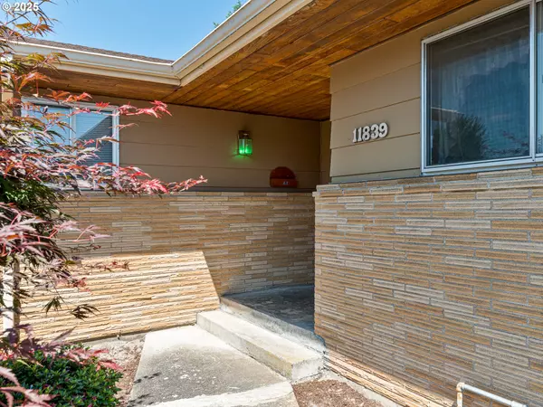 Portland, OR 97220,11839 NE FARGO ST