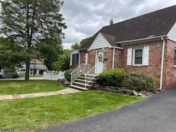 Waldwick Boro, NJ 07463,104 Wyckoff Ave