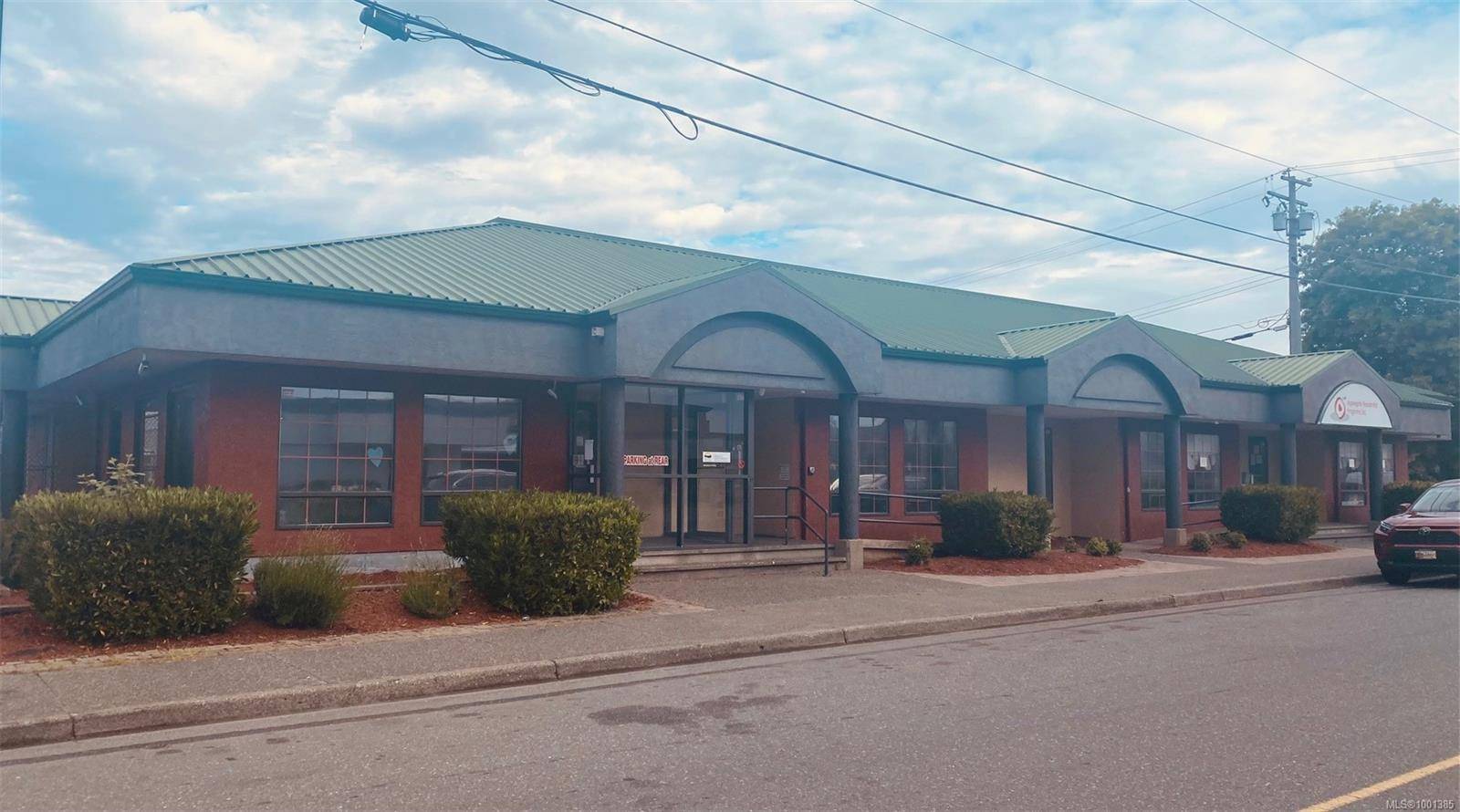 833 14th Ave, Campbell River, BC V9W 4H3