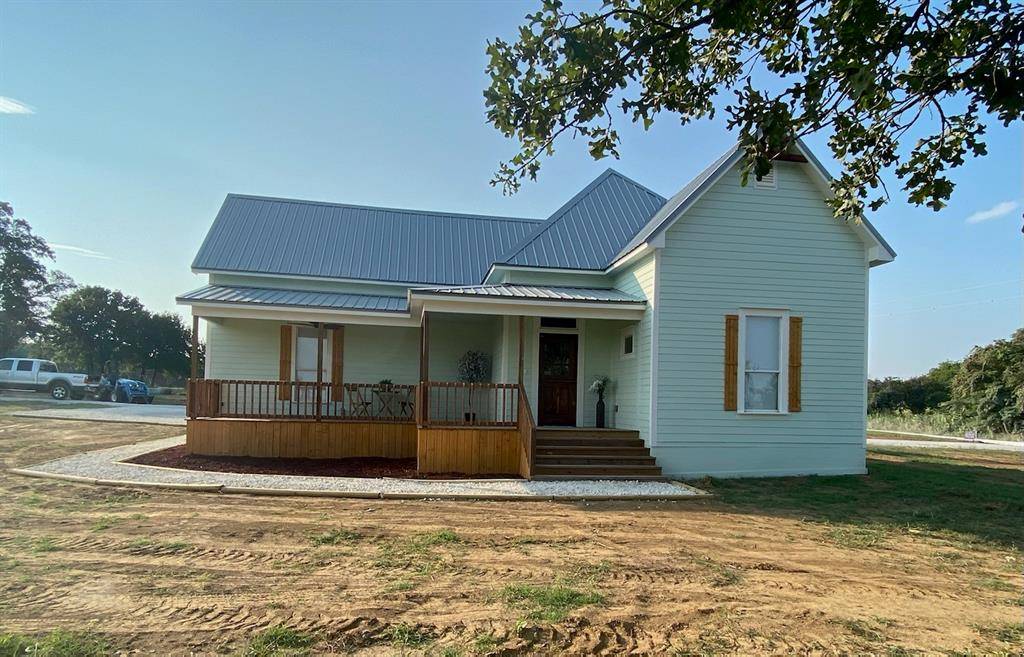 1006 Hcr 1429,  Covington,  TX 76636