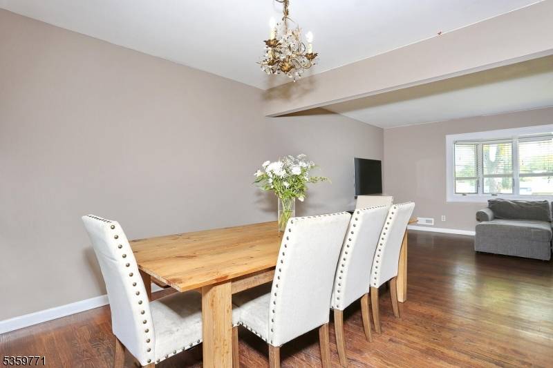 Wayne Twp., NJ 07470,60 Furman Dr