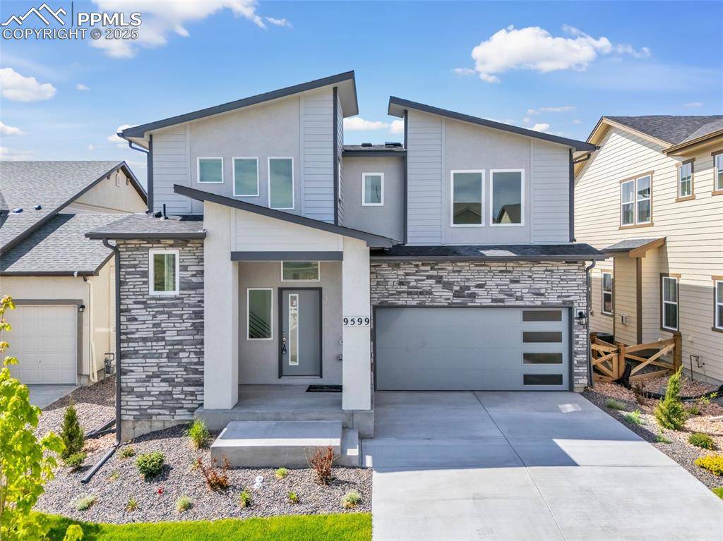 9599 Feathergrass DR, Colorado Springs, CO 80927