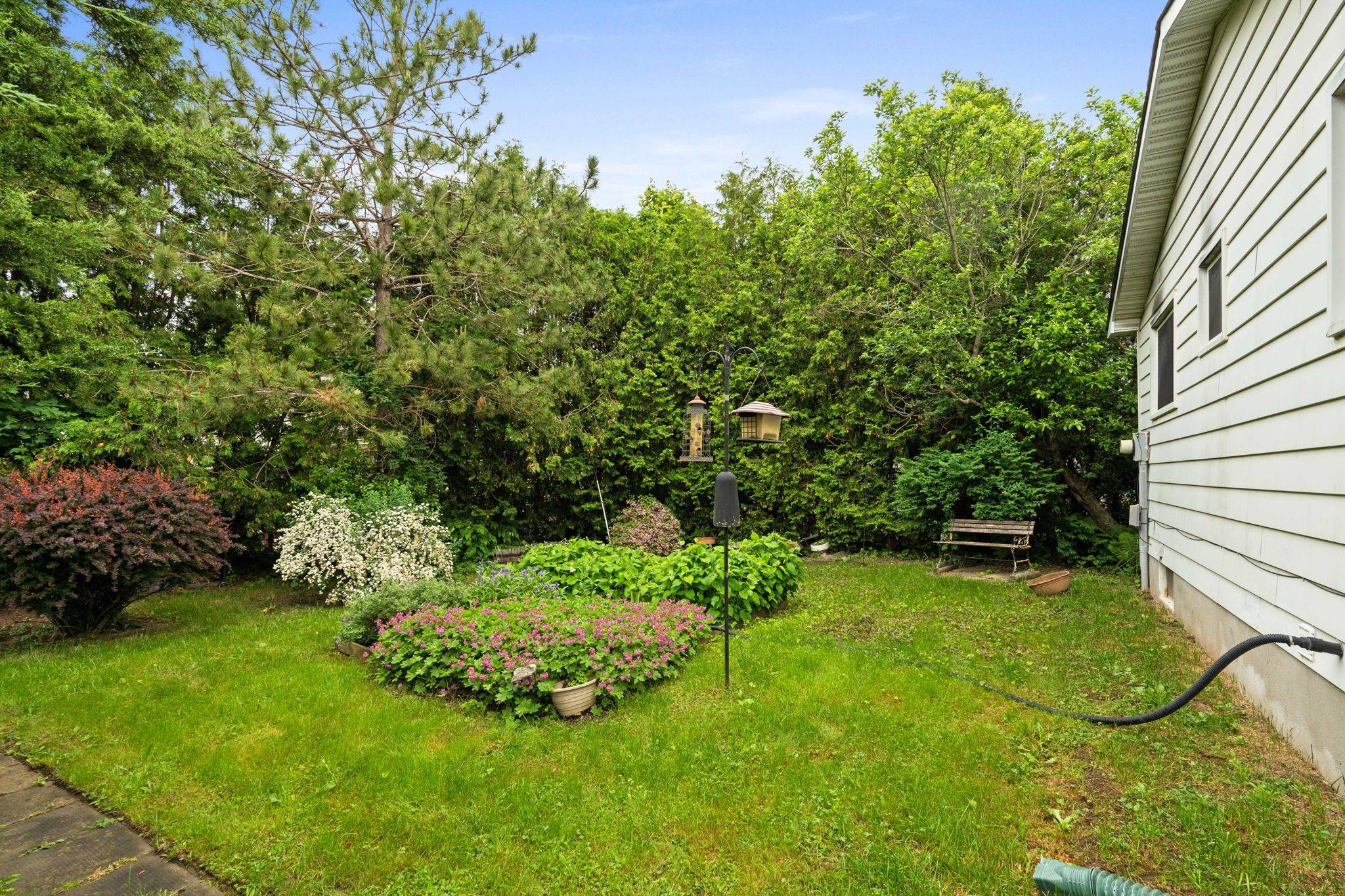 Kanata, ON K2L 1R3,69 Glamorgan DR