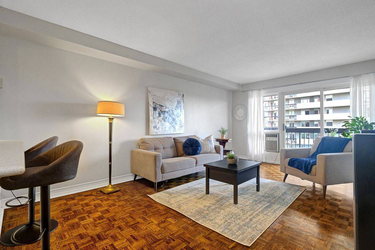 Vanier And Kingsview Park, ON K1L 8E7,158A McArthur AVE #1005